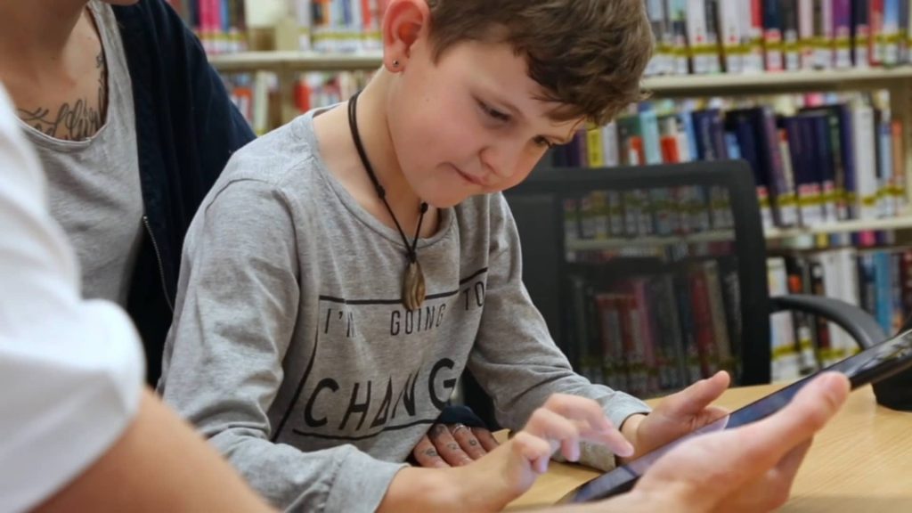 Children doing a dyslexia screening