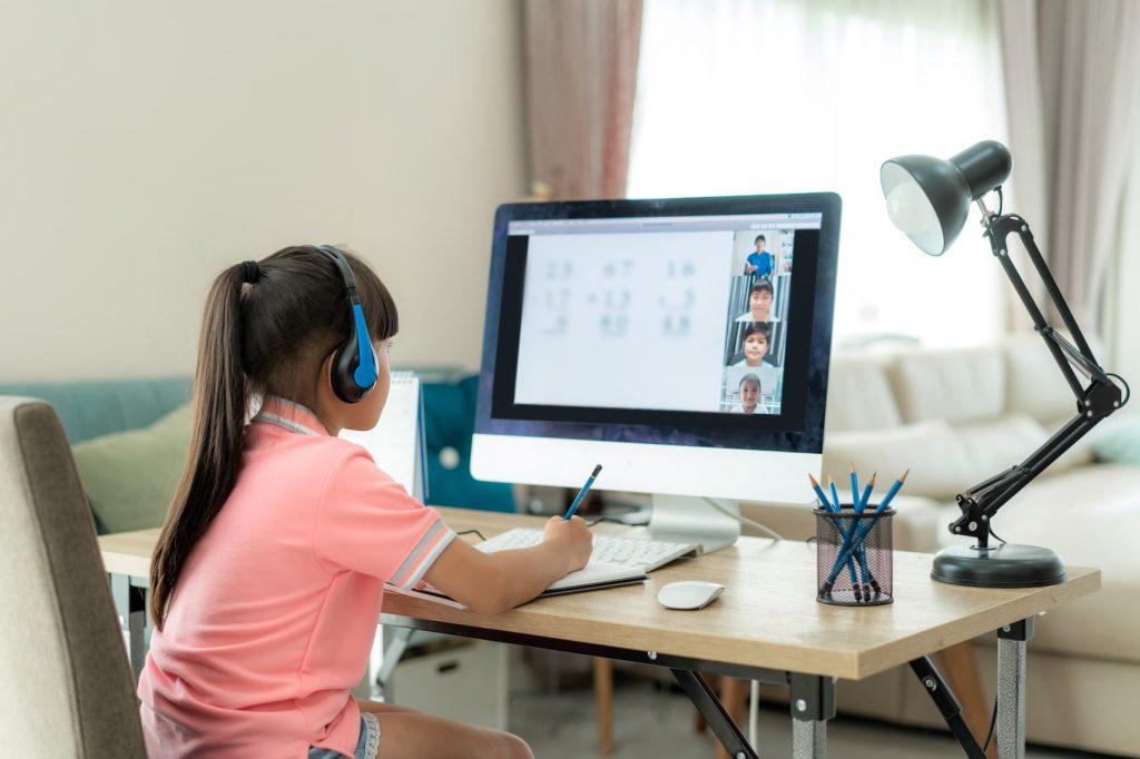 Children attending an online class